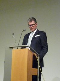 Herr Prof. Dr. Meyer-Falcke